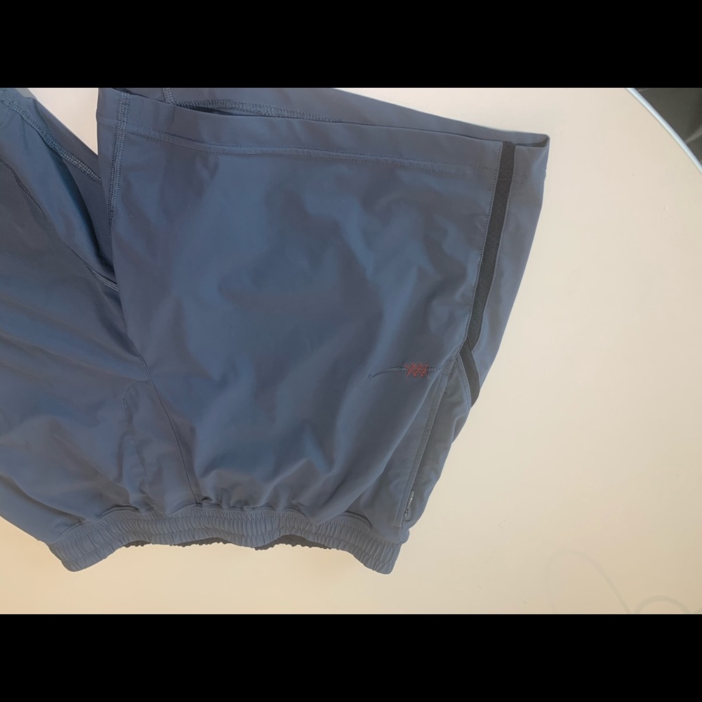 Athletic shorts no liner